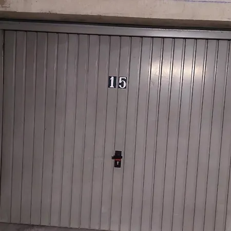 Avec Parking Et Balcon A By Weekome 아파트